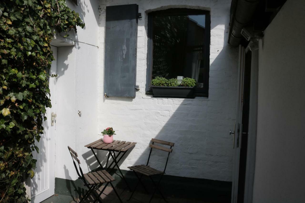 Kleines, Gemuetliches Haeuschen Mönchengladbach Exterior foto