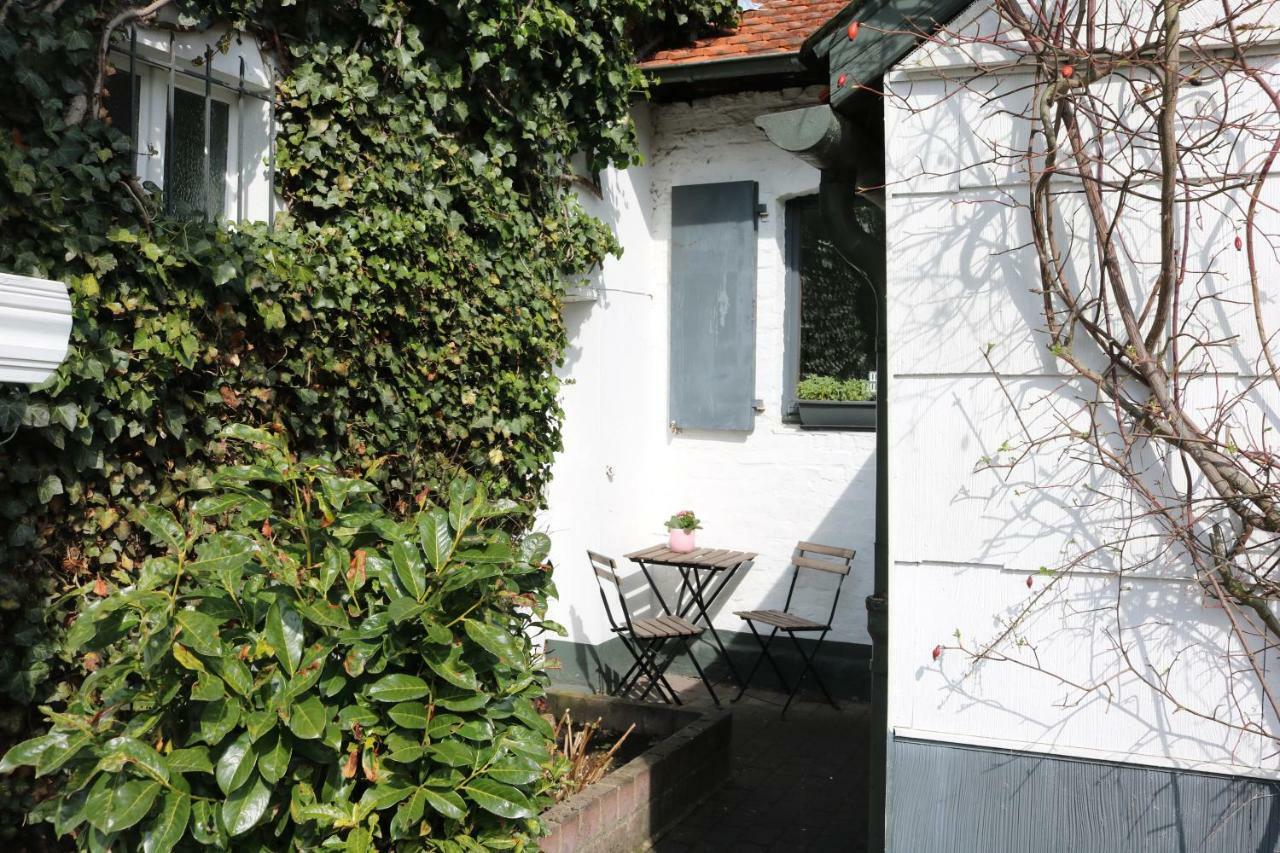 Kleines, Gemuetliches Haeuschen Mönchengladbach Exterior foto
