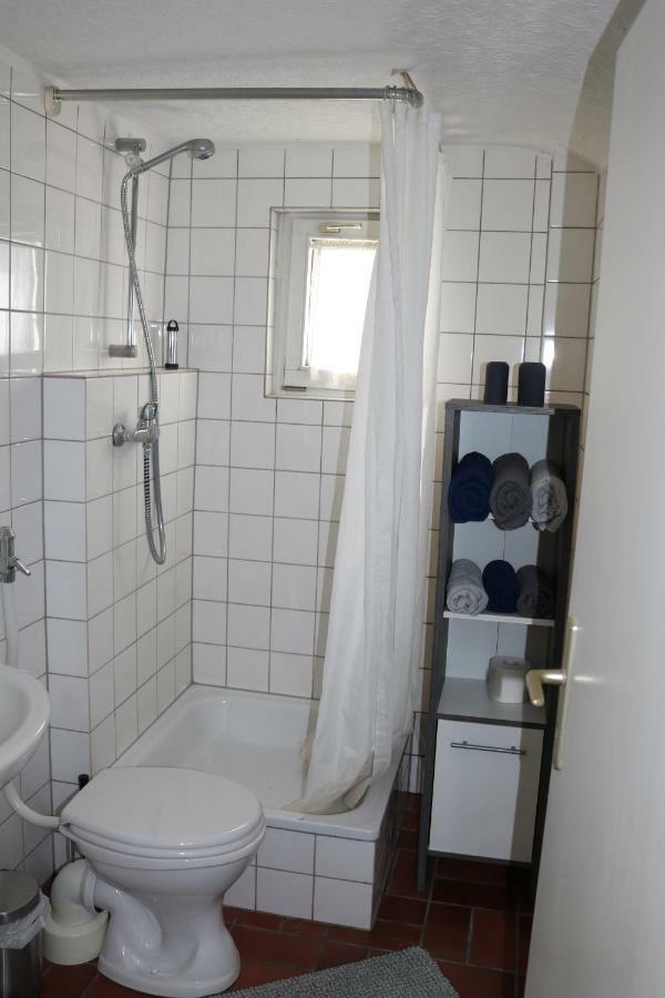 Kleines, Gemuetliches Haeuschen Mönchengladbach Exterior foto
